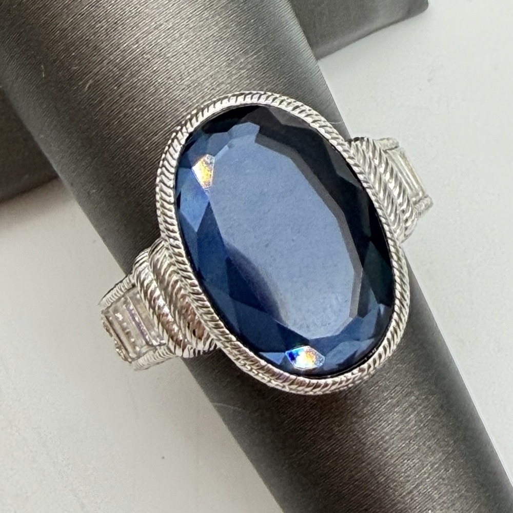Vtg Judith Ripka Sterling Silver Ring Stunning Blue Gemstone Rope CZ Detail Sz 7